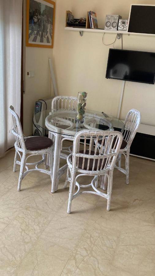 Apartamento L' Escala 外观 照片